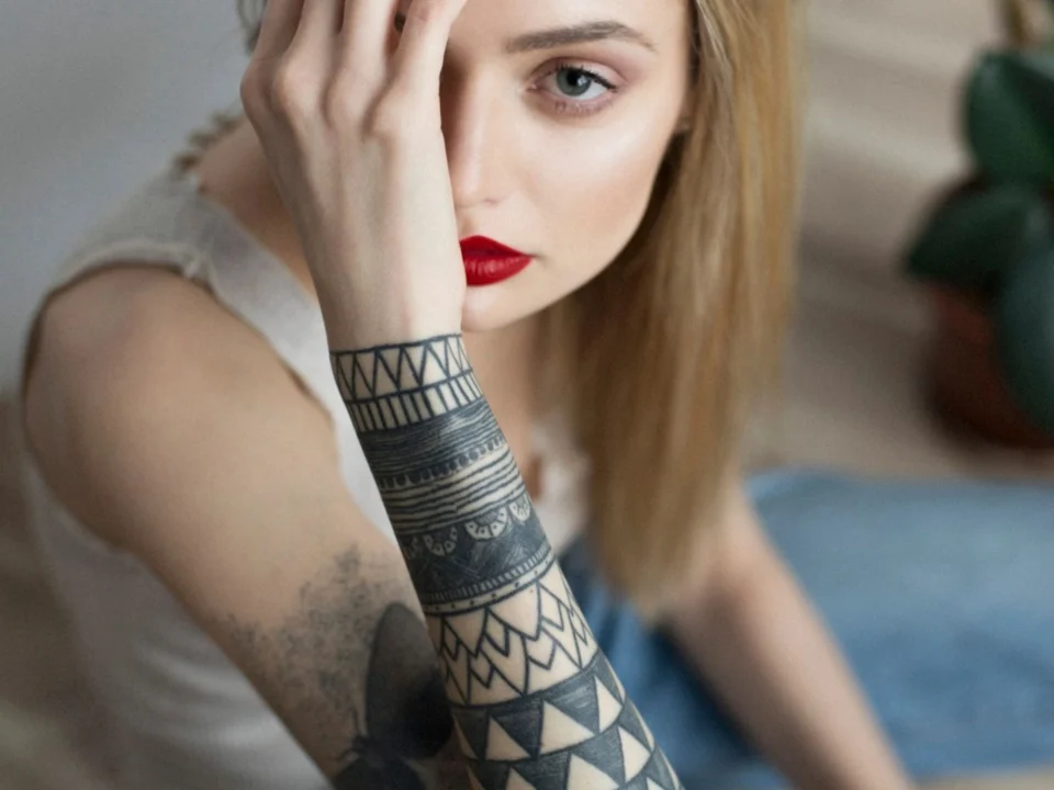 Dotwork tattoo filler sleeve gradient