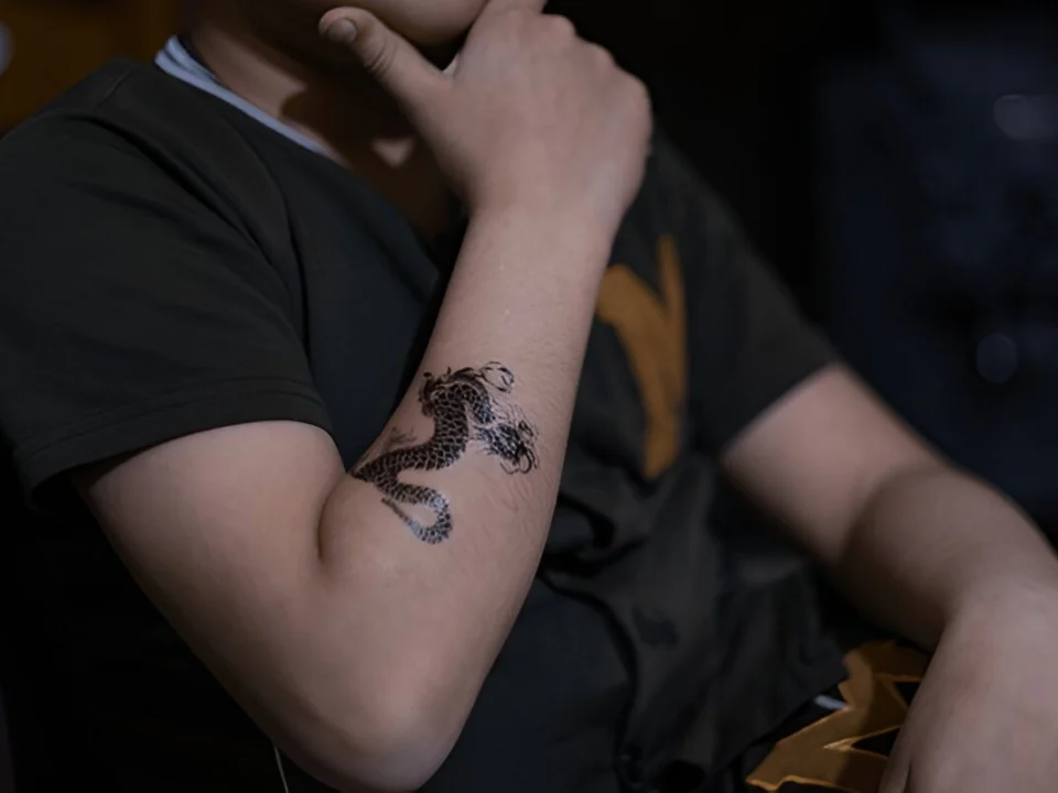 dragon tattoo