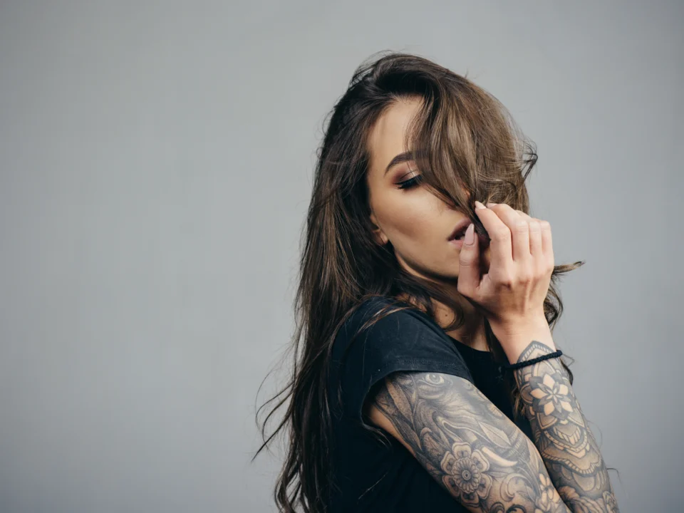 elegant fine line tattoo ideas with simple linework patterns